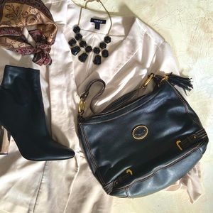 Pre-Owned Etienne Aigner Black Shoulder Bag.